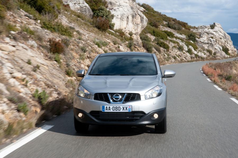  Nissan Qashqai 2010 года  (фото 178 из 204)